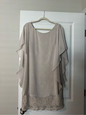 Elegant Cream Lace & Chiffon Women's Tunic Dress